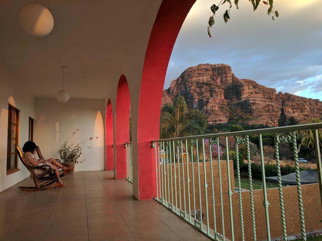 Hotel Atuaraa テポストラン エクステリア 写真